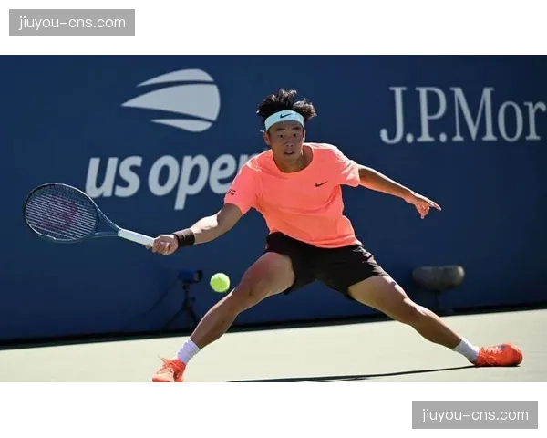 黄泽林成功晋级，ATP德拉海滩公开赛中国香港球员挺进正赛展现实力