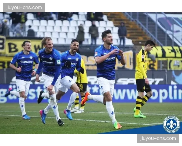 保级六分战前瞻：达姆施塔特迎战波鸿，输家将深陷降级区